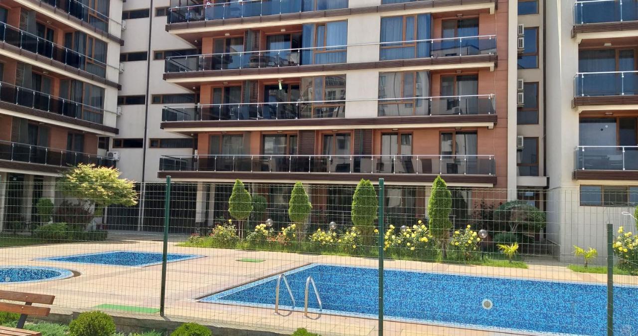 Поморие Главен Плаж Комплекс Pomorie Exteriör bild